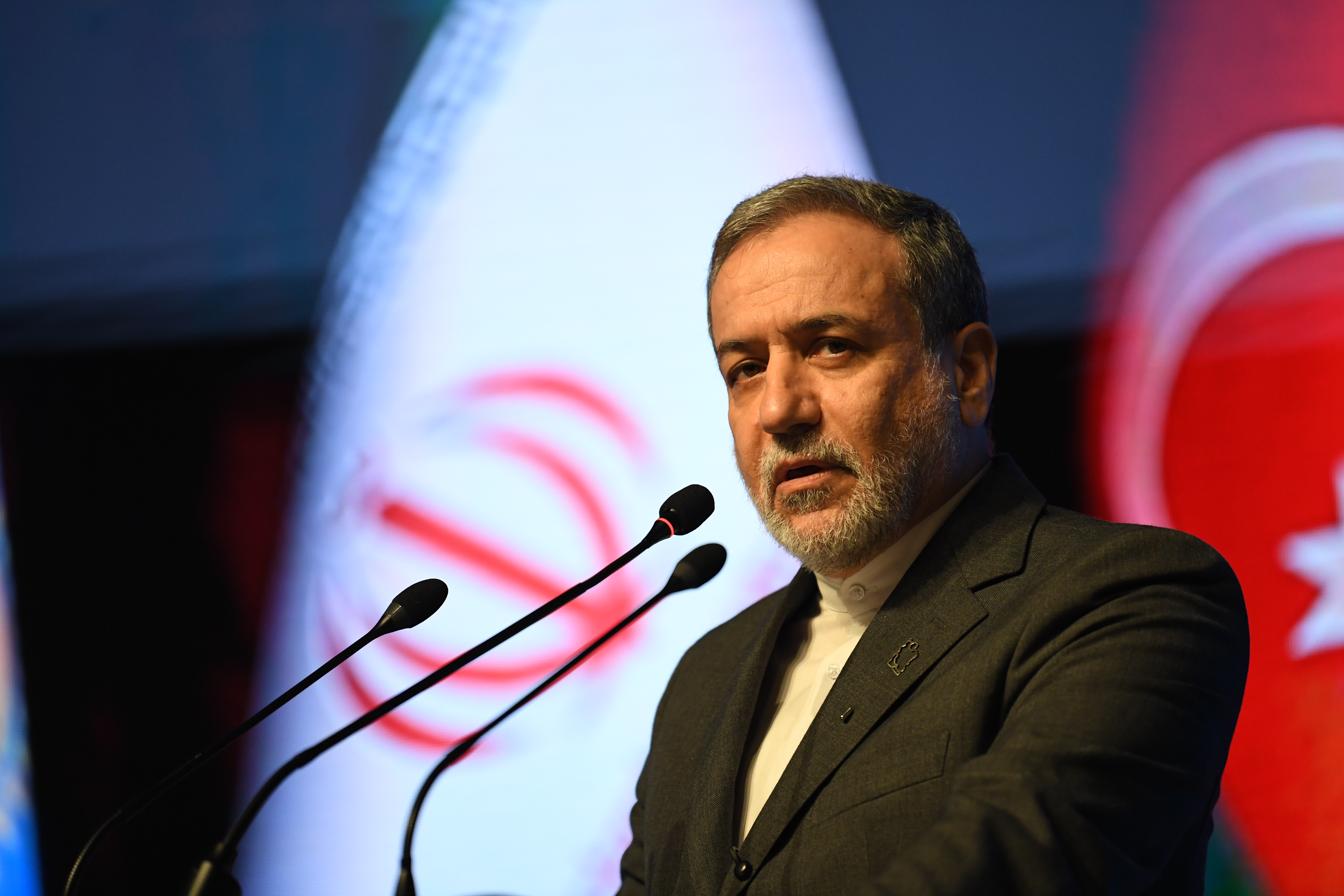 Arakçi: Her türlü kara harekatına karşı koymaya hazırız